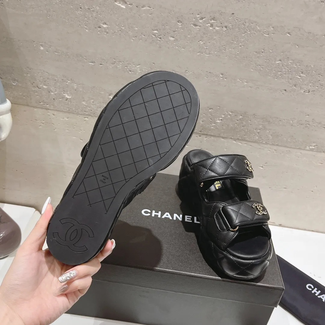 👟👟Ex-factory price 520👟👟 (top version) CHANEL Chanel C Jia Xiaoxiang 24ss new wedge heel open toe high heel sandals Top counter quality, don’t be super stunning the moment you put it on your feet🔥All materials are customized according to the original version! Upper: imported cowhide, lining: imported sheepskin, feet: sheepskin, sole: original outsole, size: 34-41